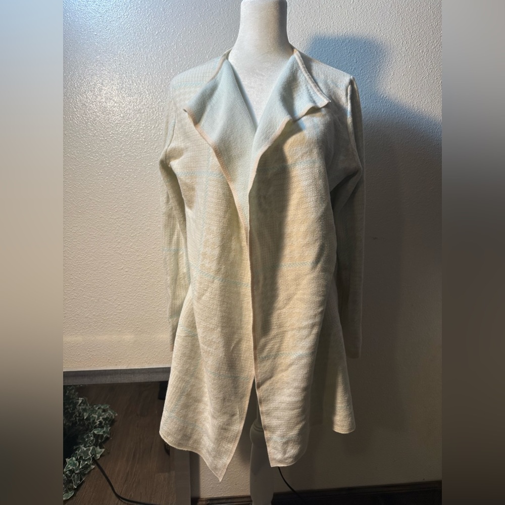 Anne Klein Stripe Open Cardigan
Cream size large - Picture 15 of 16